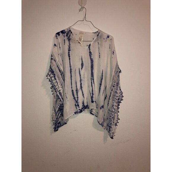Chico’s white crochet sides blouse size S/m - Picture 1 of 9
